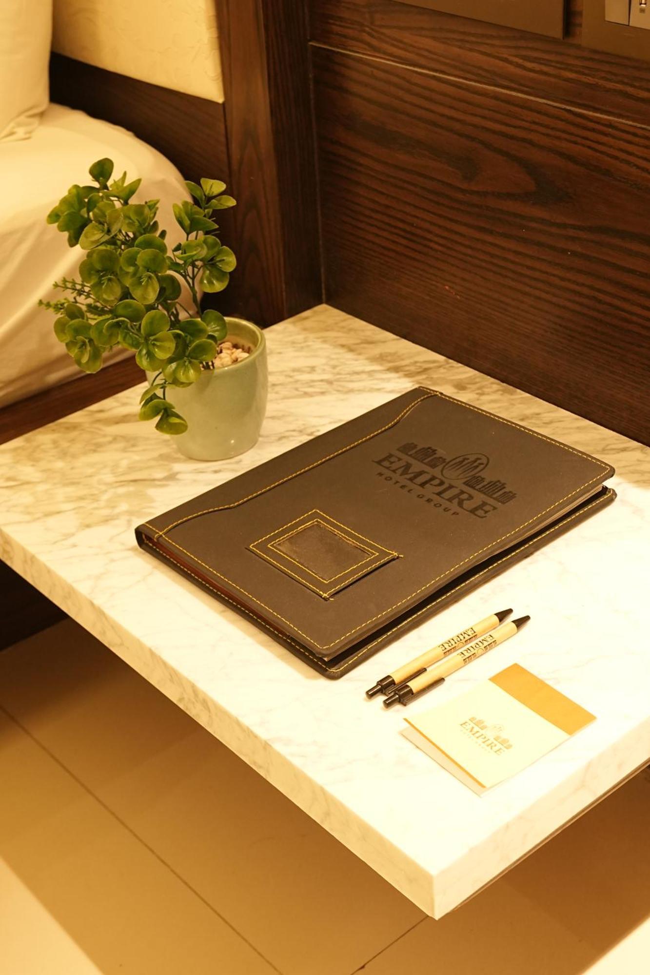 Empire Suites, نيودلهي المظهر الخارجي الصورة