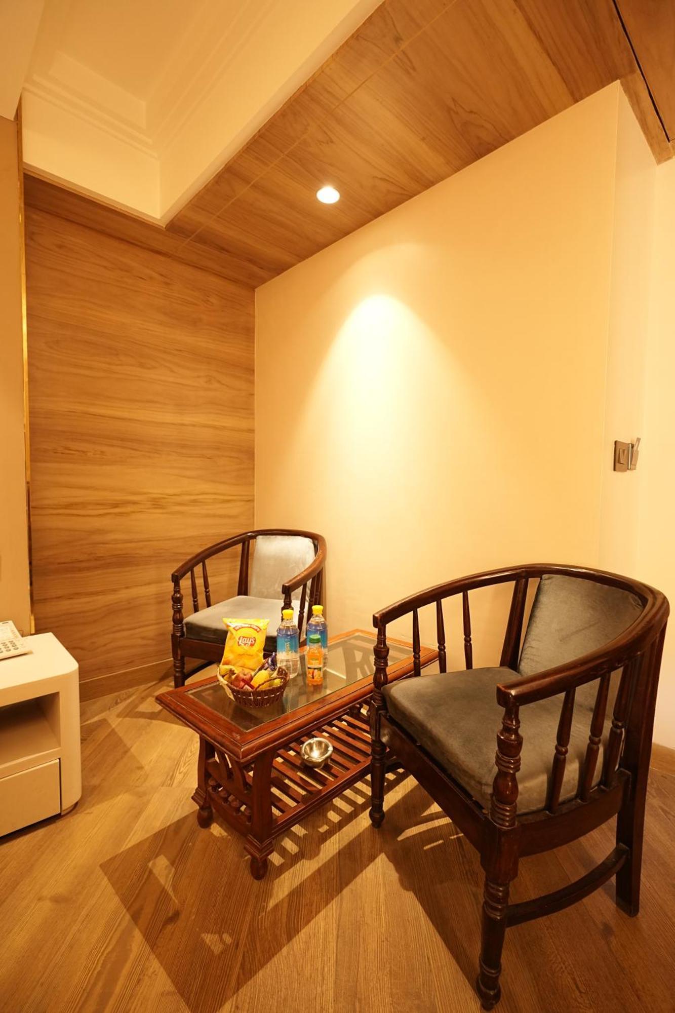 Empire Suites, نيودلهي المظهر الخارجي الصورة