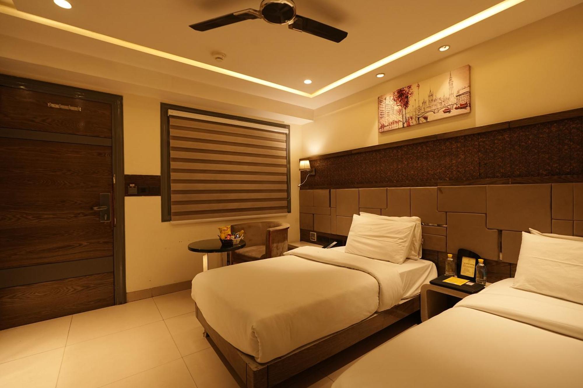 Empire Suites, نيودلهي المظهر الخارجي الصورة