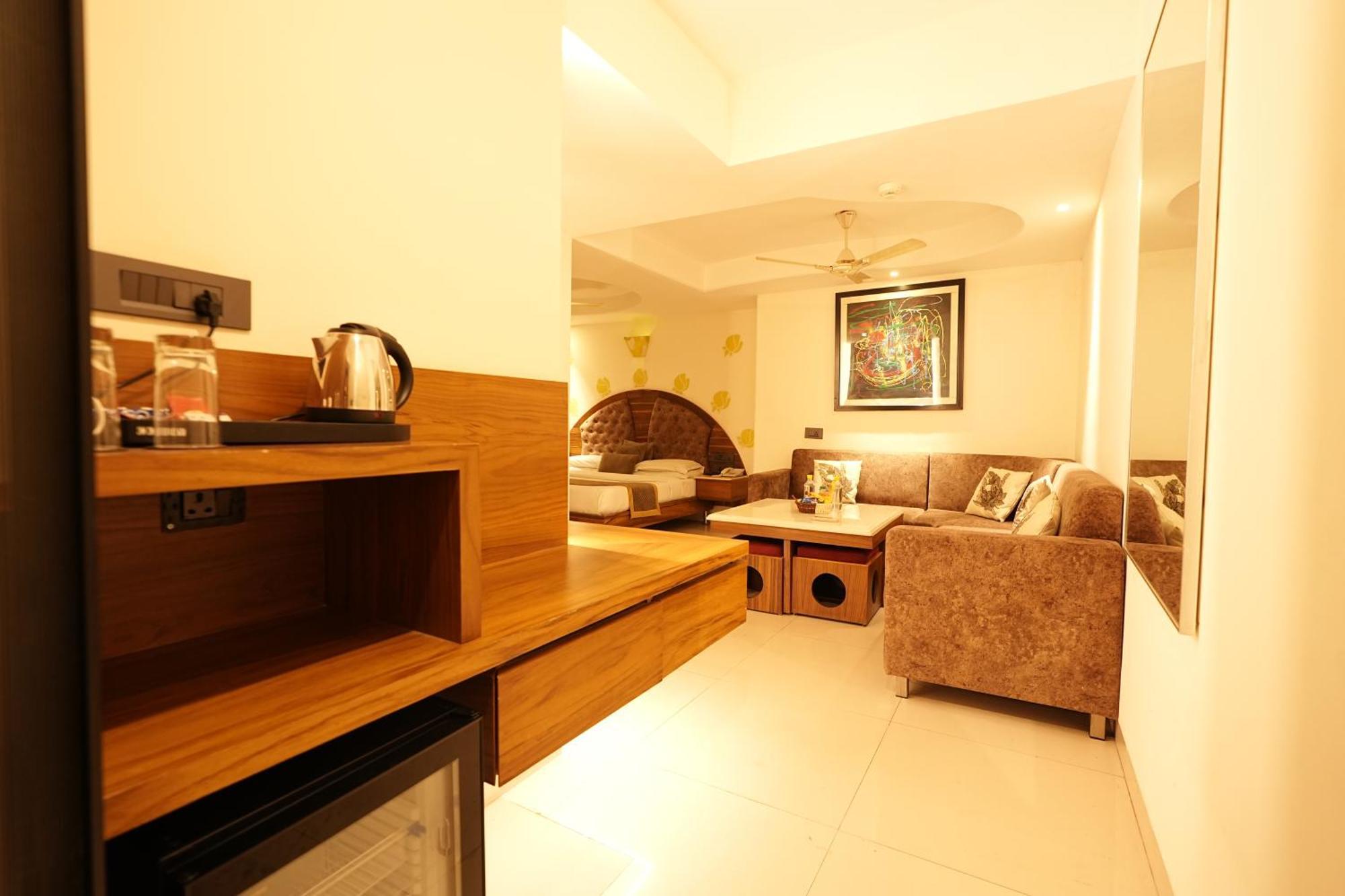 Empire Suites, نيودلهي المظهر الخارجي الصورة