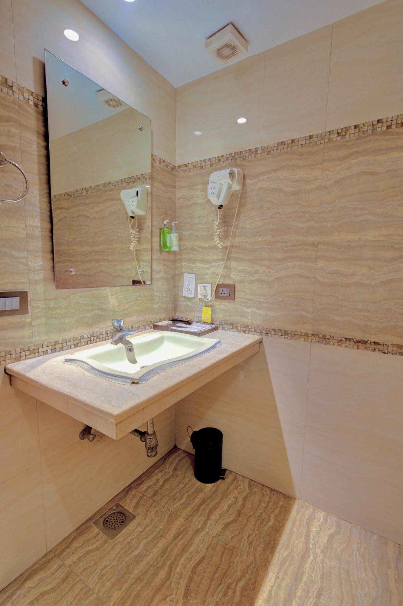 Empire Suites, نيودلهي المظهر الخارجي الصورة
