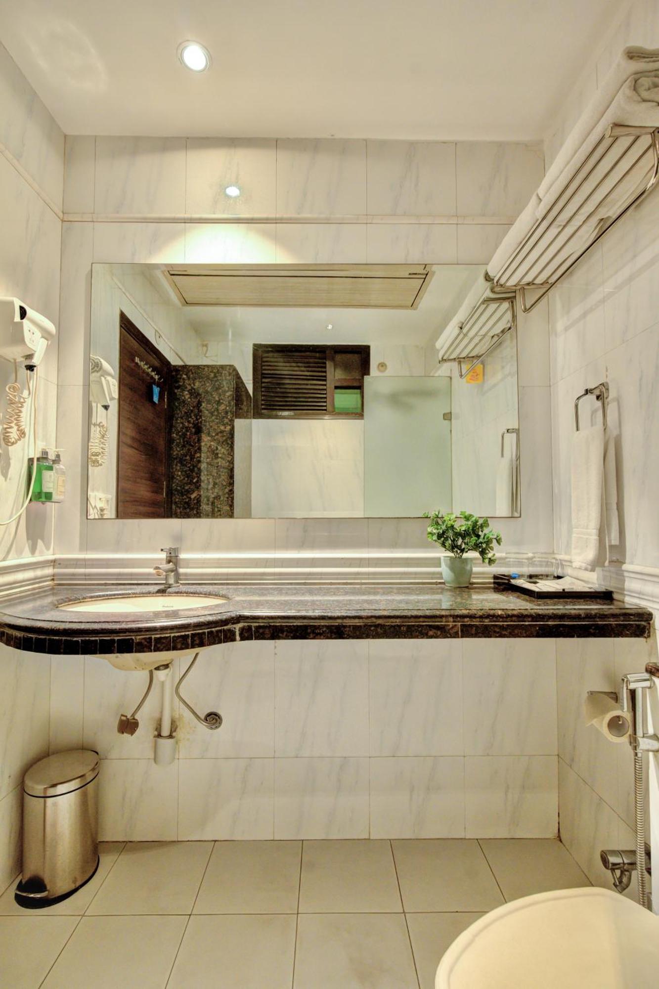 Empire Suites, نيودلهي المظهر الخارجي الصورة